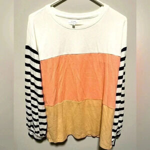 Maurice’s size medium women’s blouse color block